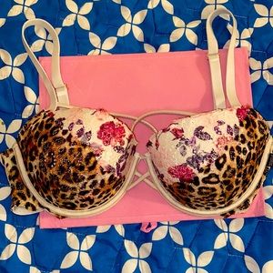 Pink Victoria’s Secret “Date PushUp” Multi-way Bra